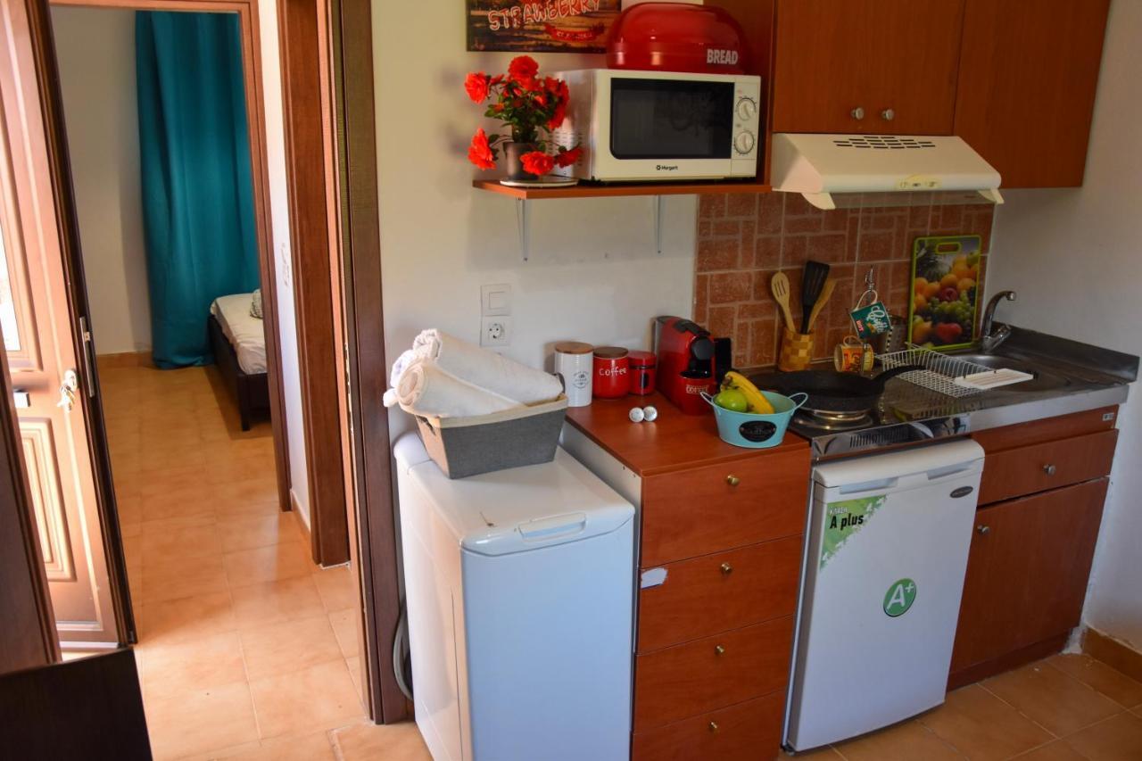Afrodites Residence Триопетра Екстериор снимка